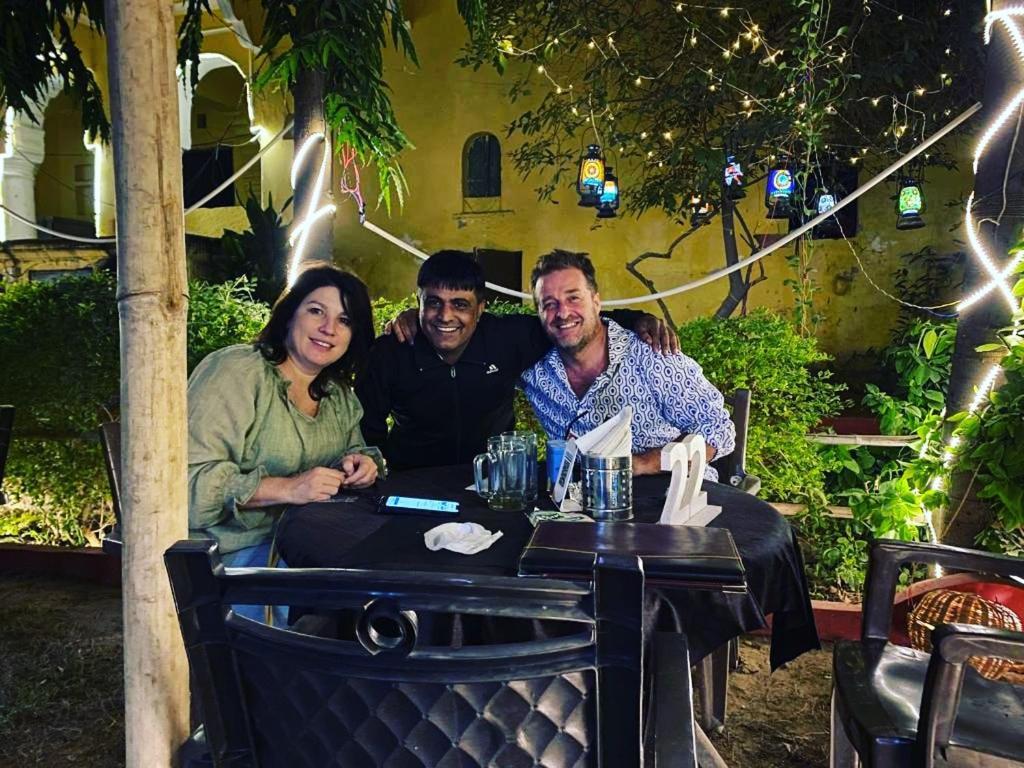 Il Padrino Hotel Pushkar Exteriör bild