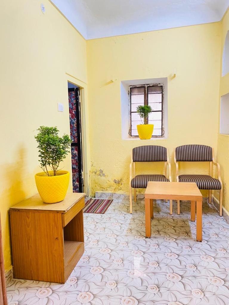 Il Padrino Hotel Pushkar Exteriör bild