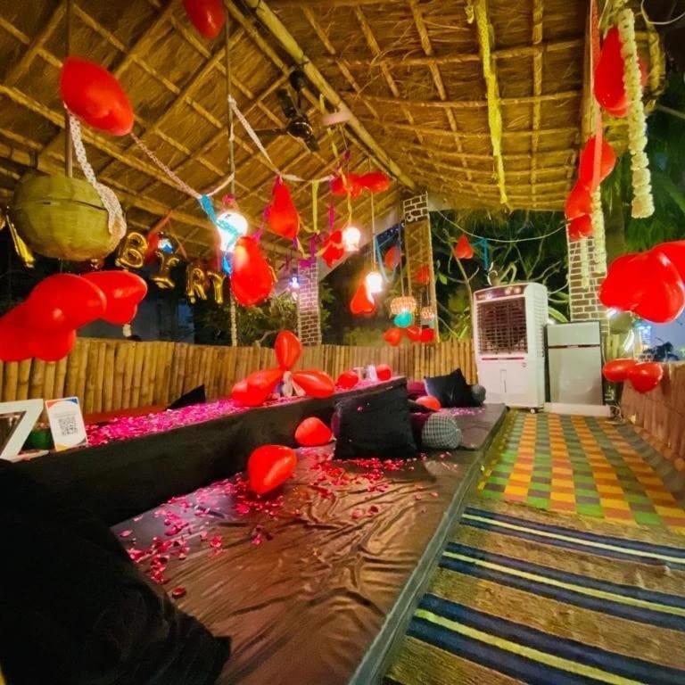 Il Padrino Hotel Pushkar Exteriör bild