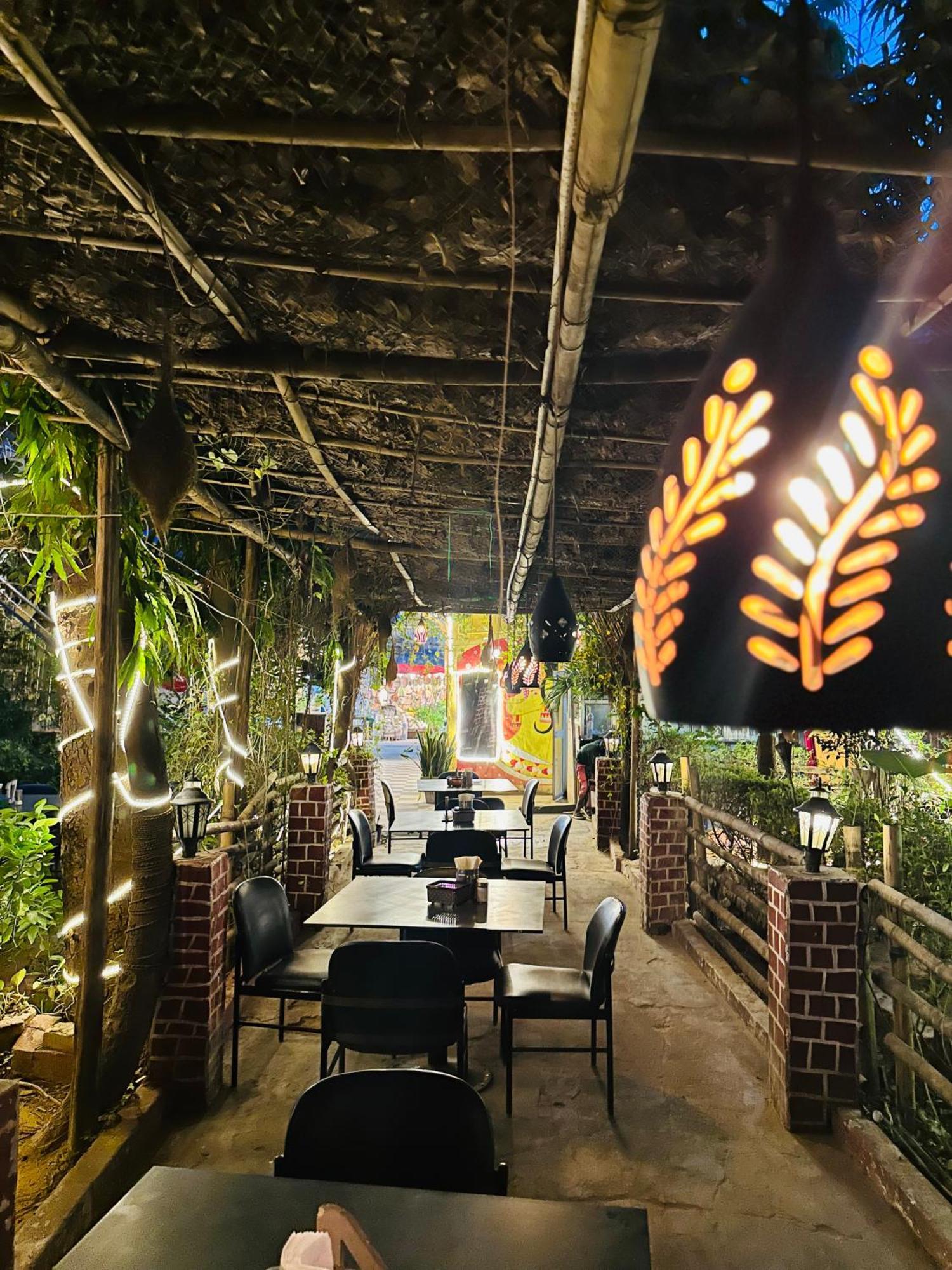 Il Padrino Hotel Pushkar Exteriör bild