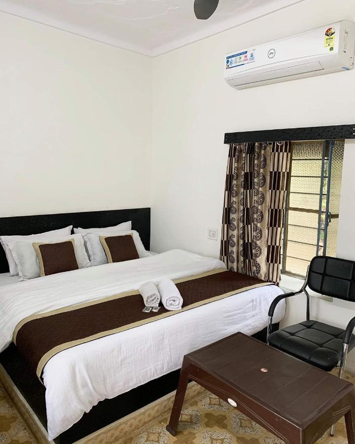 Il Padrino Hotel Pushkar Exteriör bild