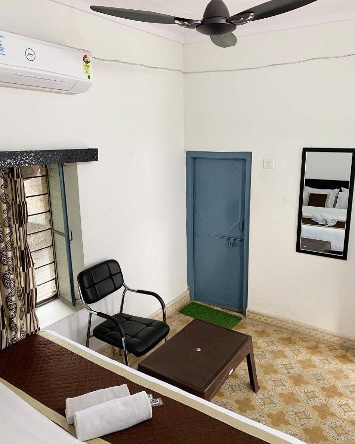 Il Padrino Hotel Pushkar Exteriör bild